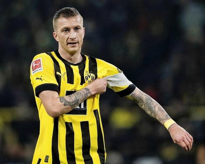 开云体育快速登录-风云突变多特蒙德赛后造点机会，荷甲版图或变，媒体盛赞，心理建设被强调的简单介绍